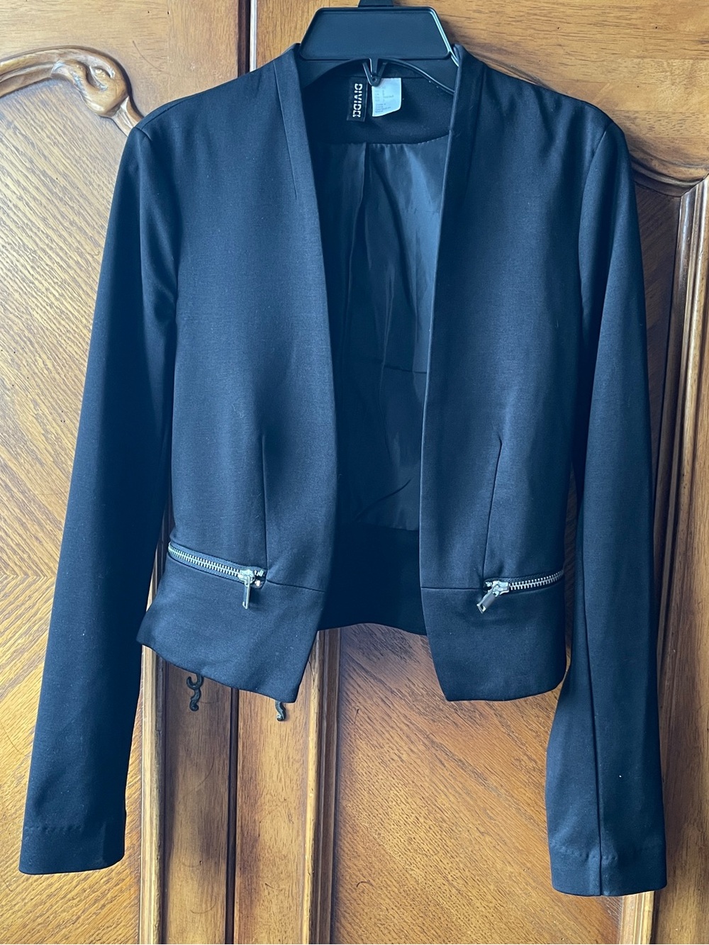 H&M Black Cropped Open-Front Blazer with Zip Pockets